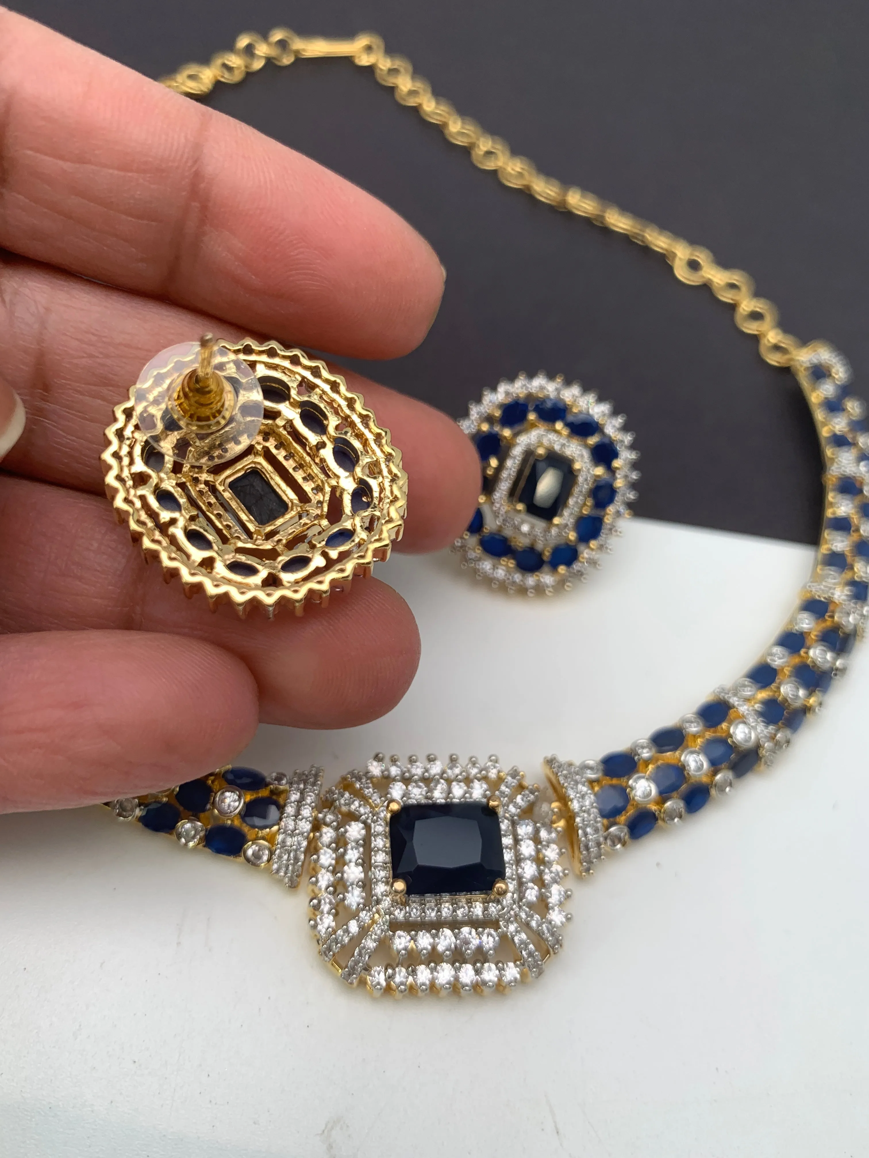 AD Color Stone Kanthi Style Short Neckline Necklace