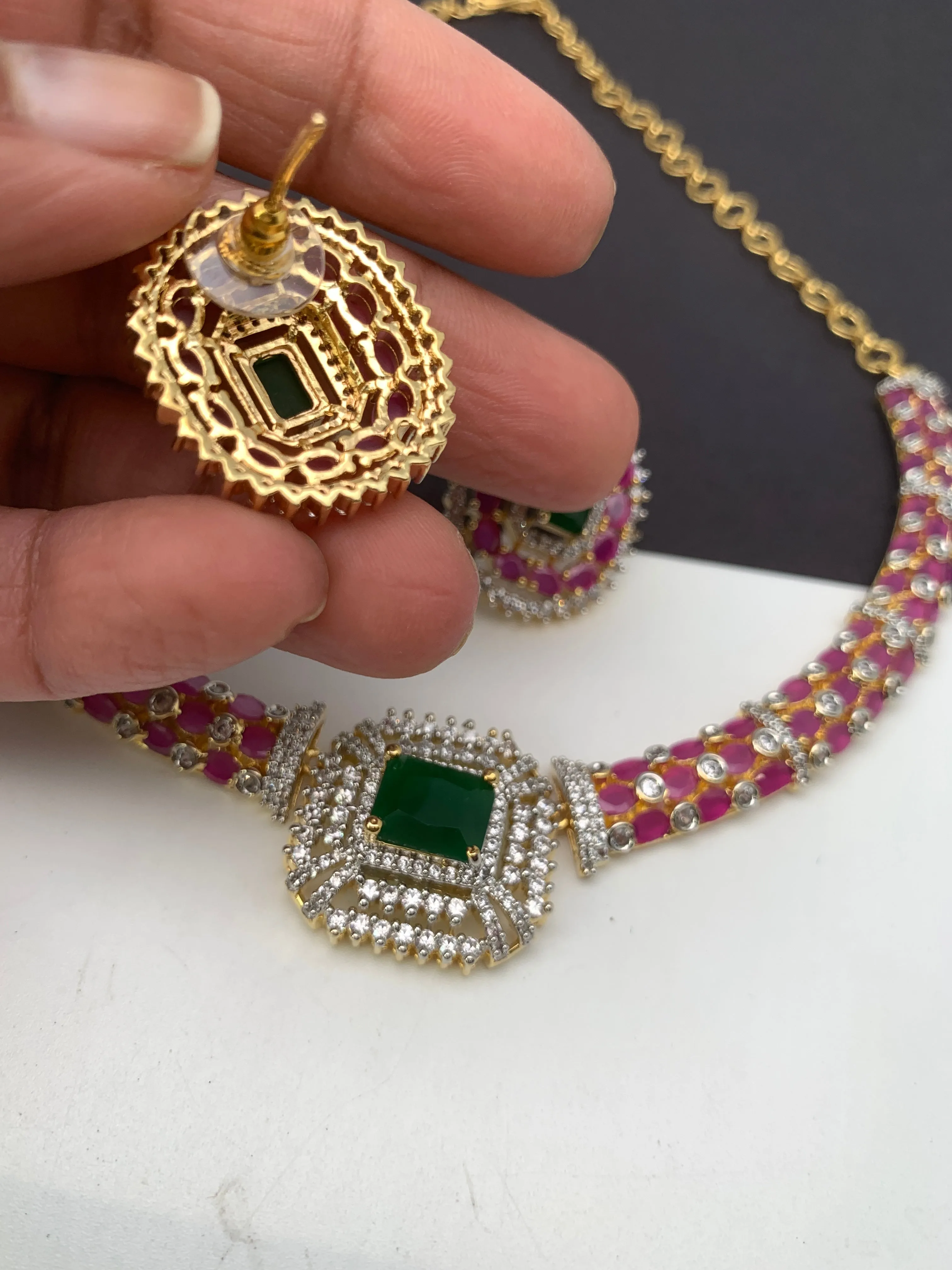 AD Color Stone Kanthi Style Short Neckline Necklace