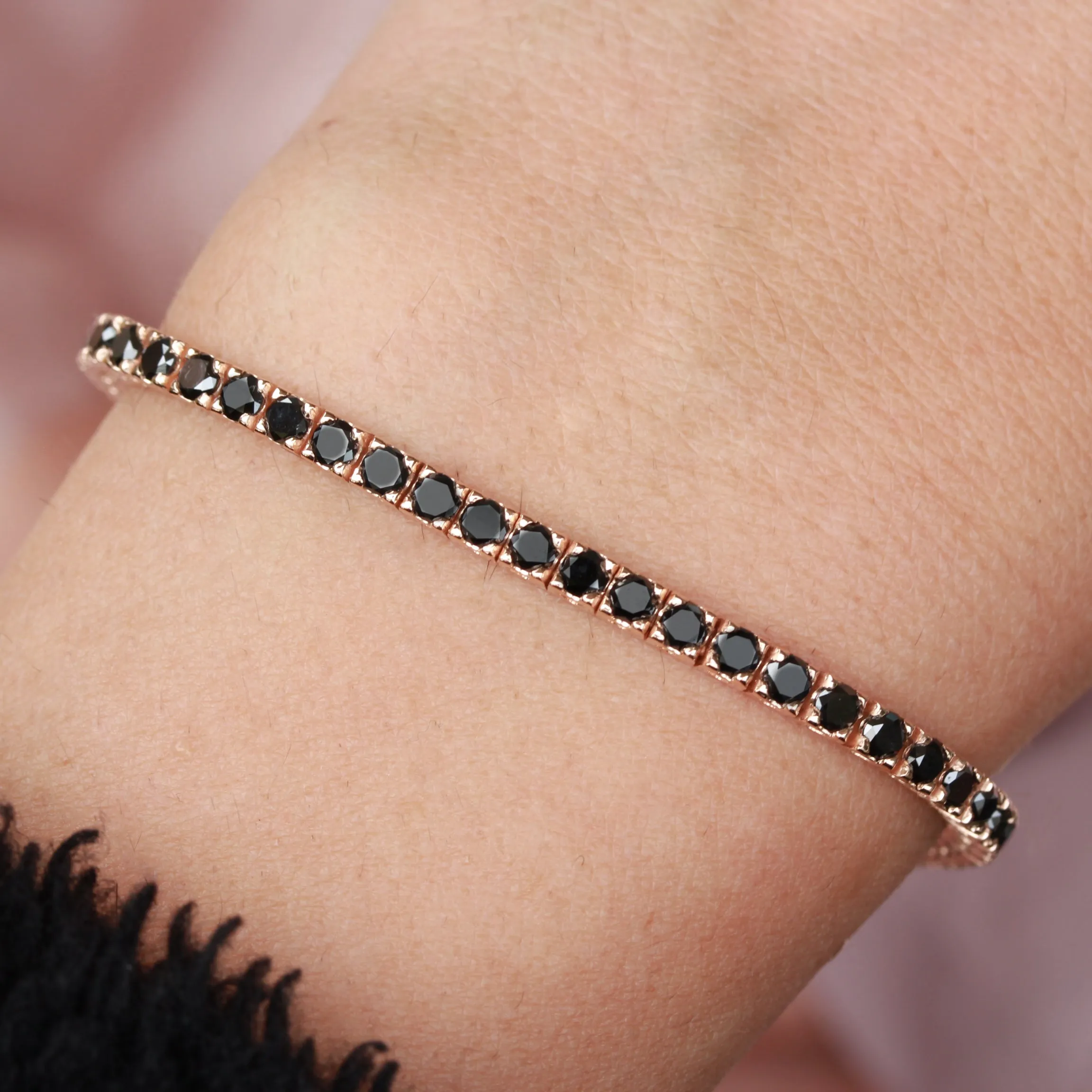 Black diamond tennis hearts bracelet 4.8 carat