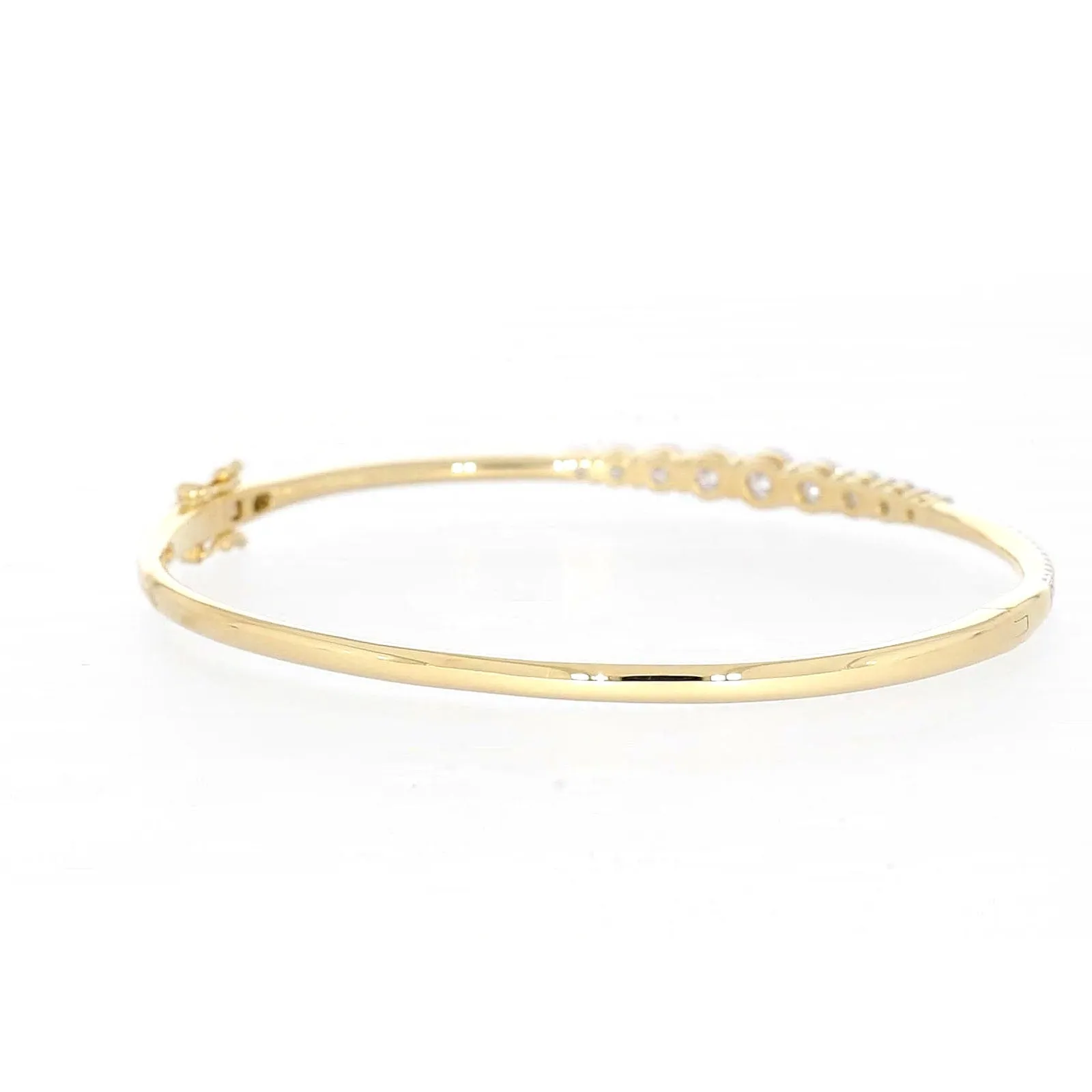 Celebration 9ct Yellow Gold Round Brilliant Cut 2 Carat tw of Lab Grown Diamonds Bangle