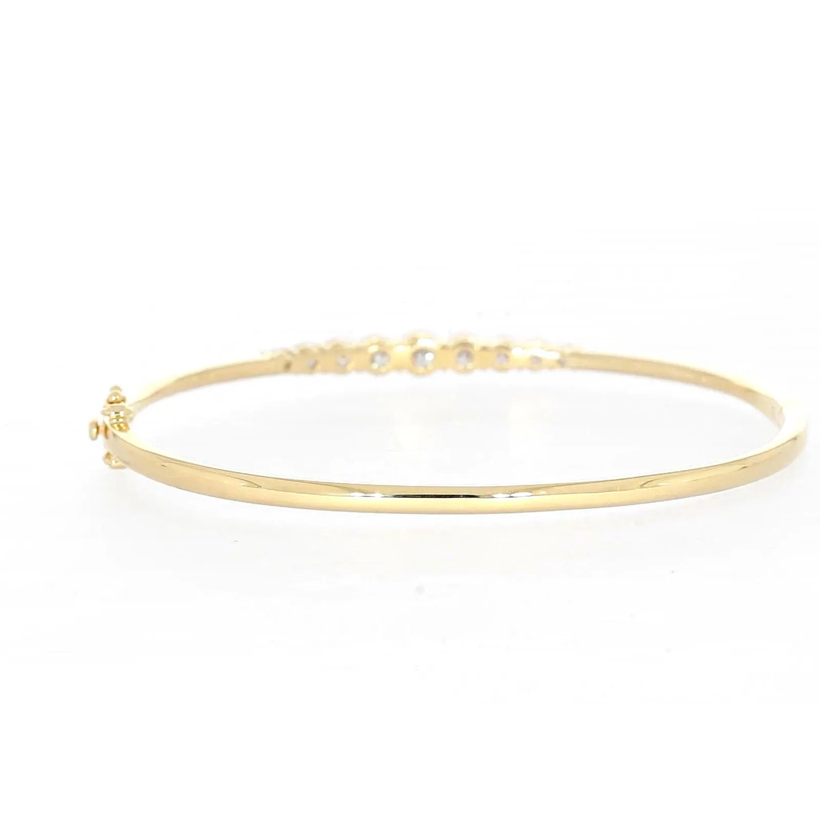 Celebration 9ct Yellow Gold Round Brilliant Cut 2 Carat tw of Lab Grown Diamonds Bangle