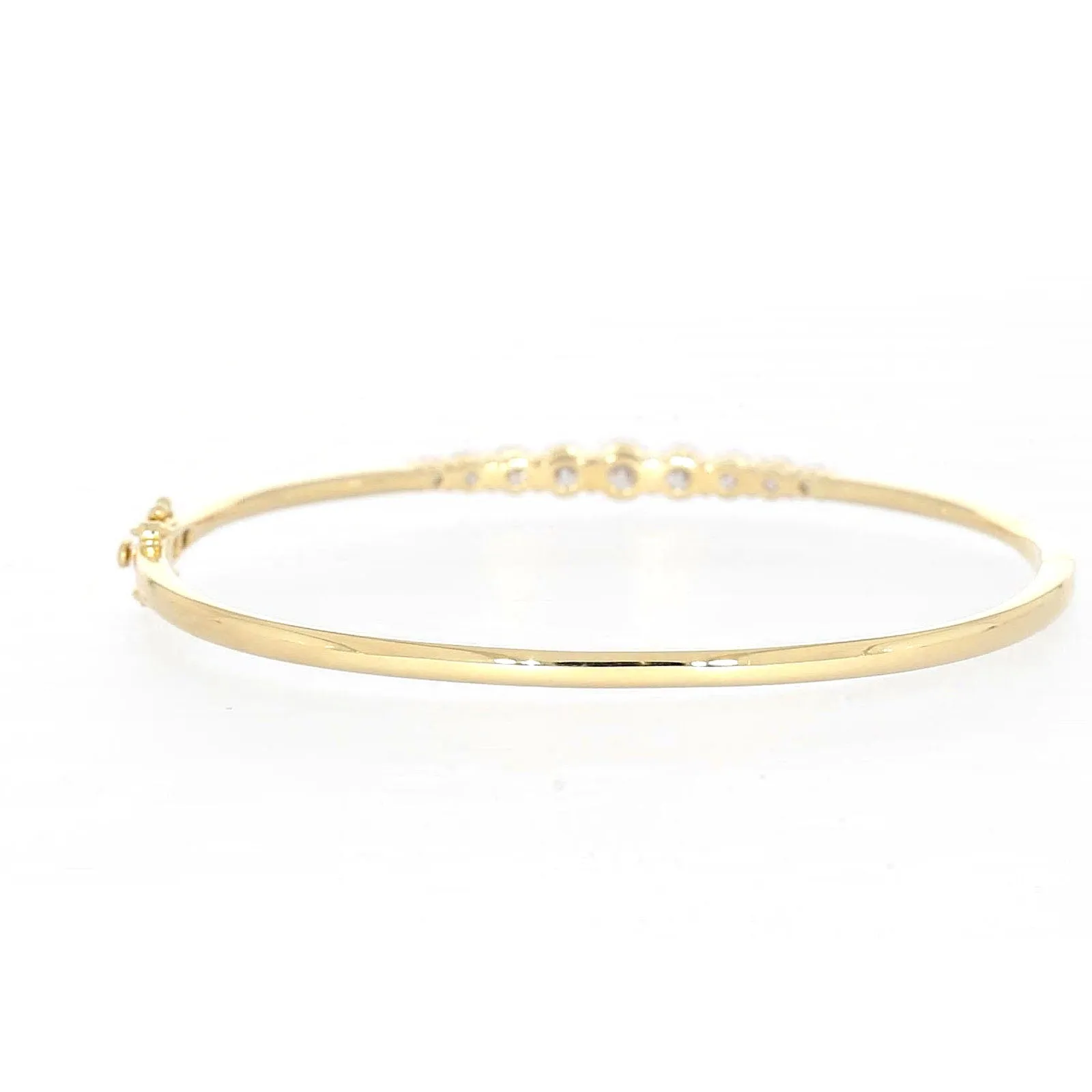 Celebration 9ct Yellow Gold Round Brilliant Cut 2 Carat tw of Lab Grown Diamonds Bangle