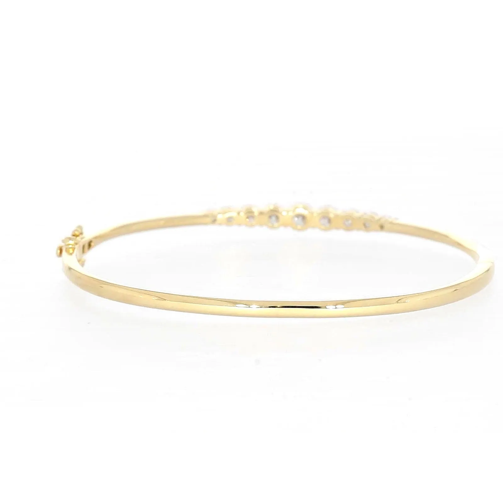 Celebration 9ct Yellow Gold Round Brilliant Cut 2 Carat tw of Lab Grown Diamonds Bangle