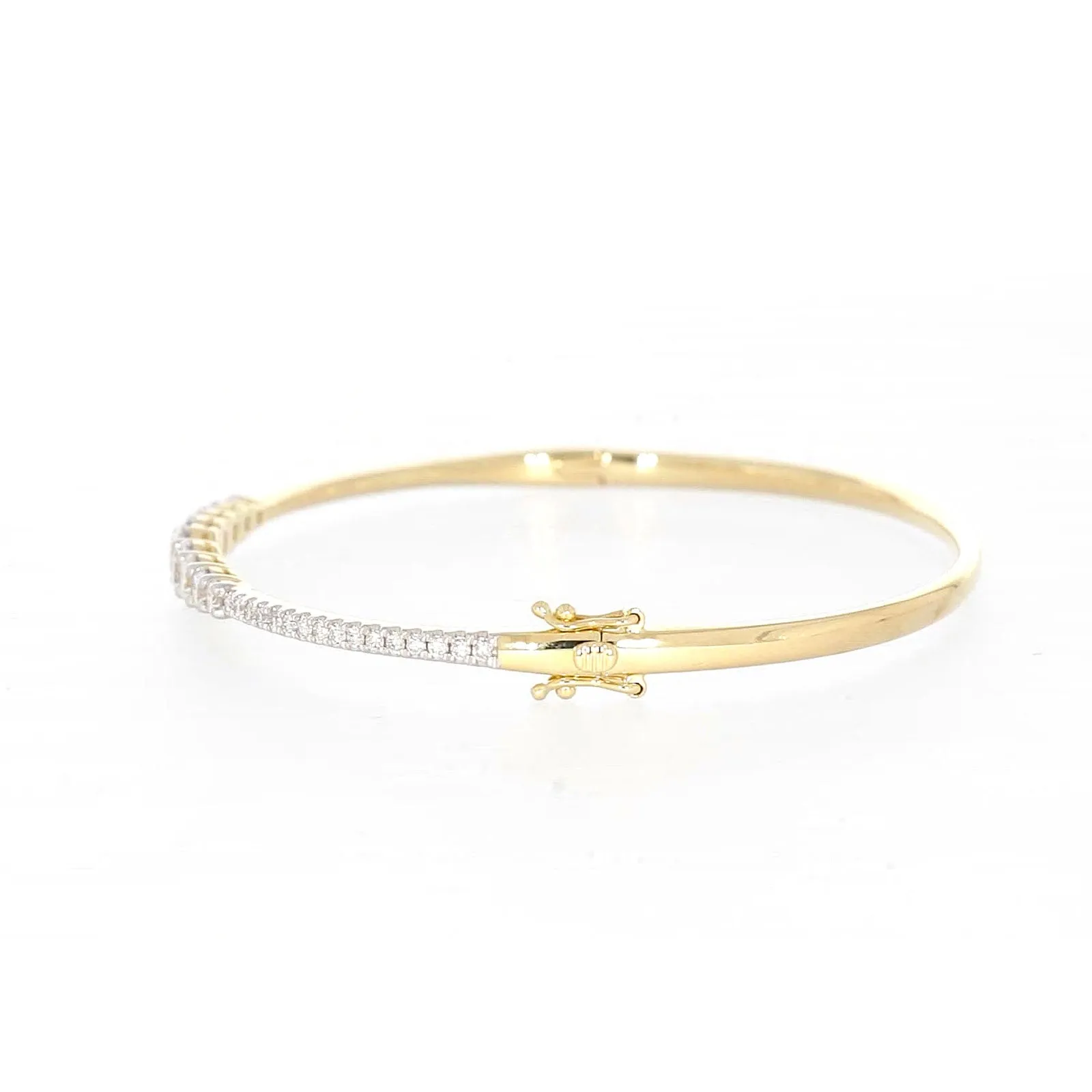 Celebration 9ct Yellow Gold Round Brilliant Cut 2 Carat tw of Lab Grown Diamonds Bangle