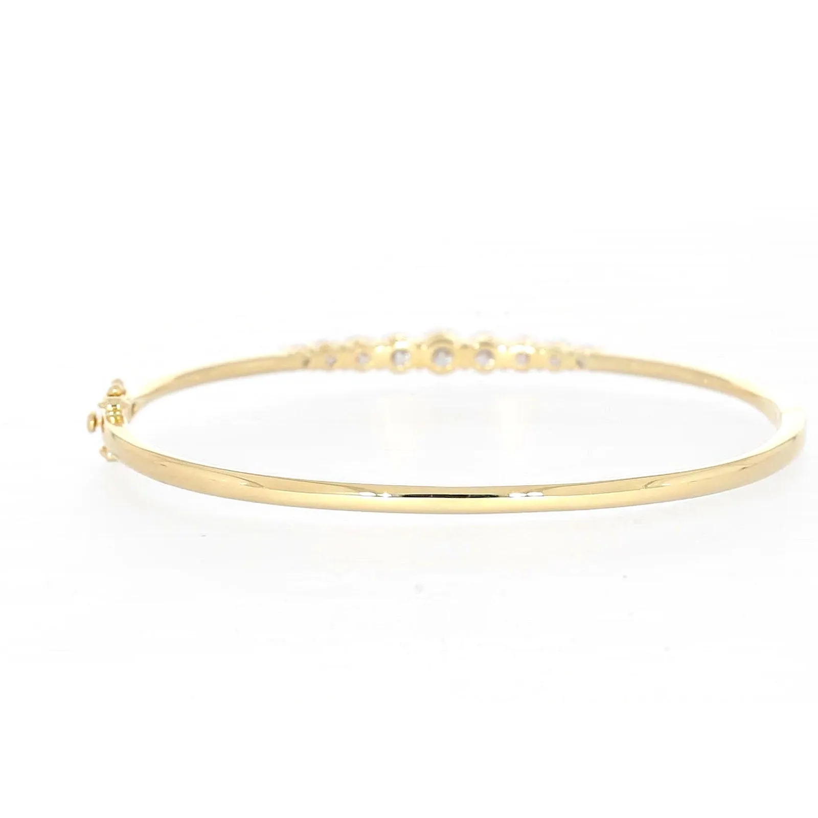 Celebration 9ct Yellow Gold Round Brilliant Cut 2 Carat tw of Lab Grown Diamonds Bangle