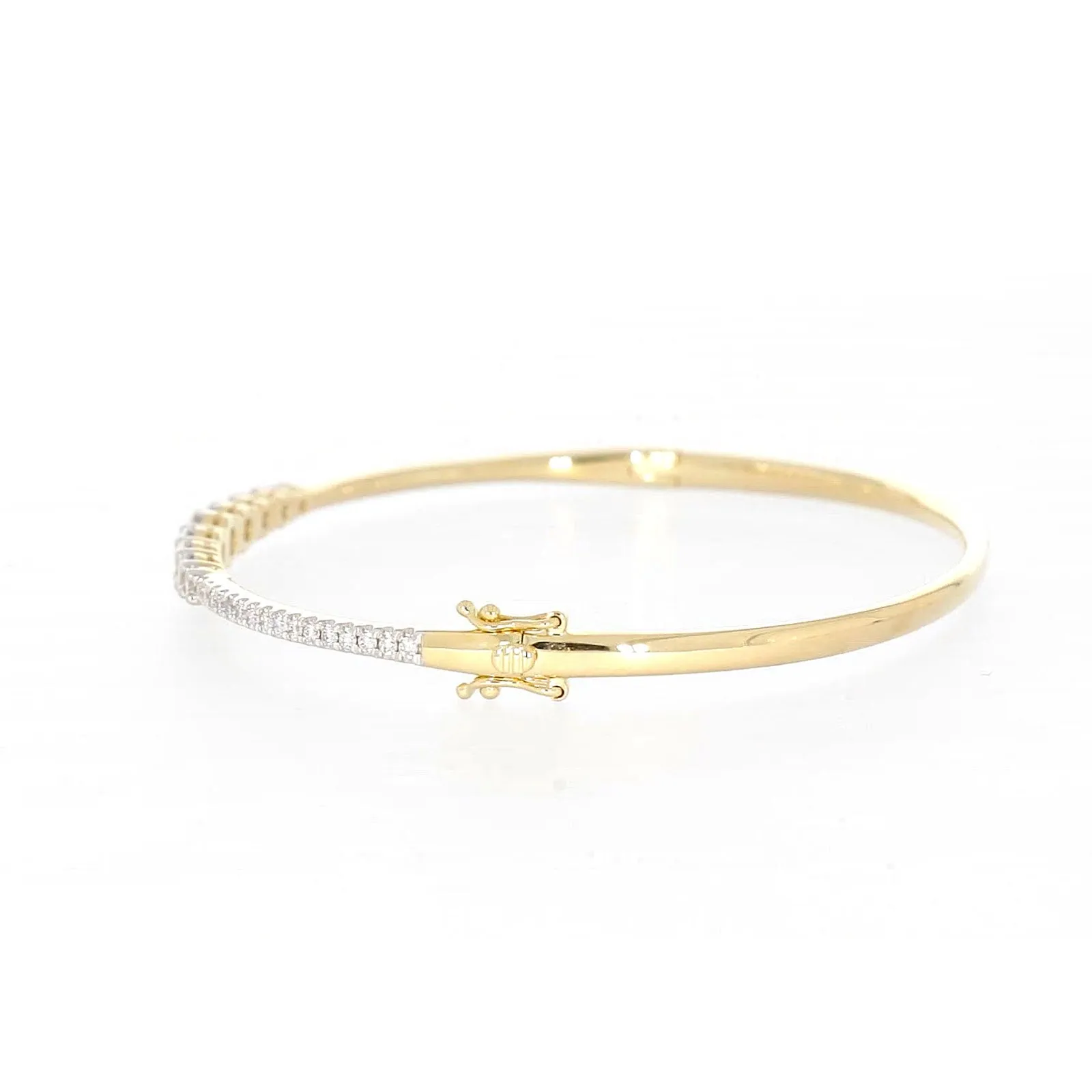 Celebration 9ct Yellow Gold Round Brilliant Cut 2 Carat tw of Lab Grown Diamonds Bangle
