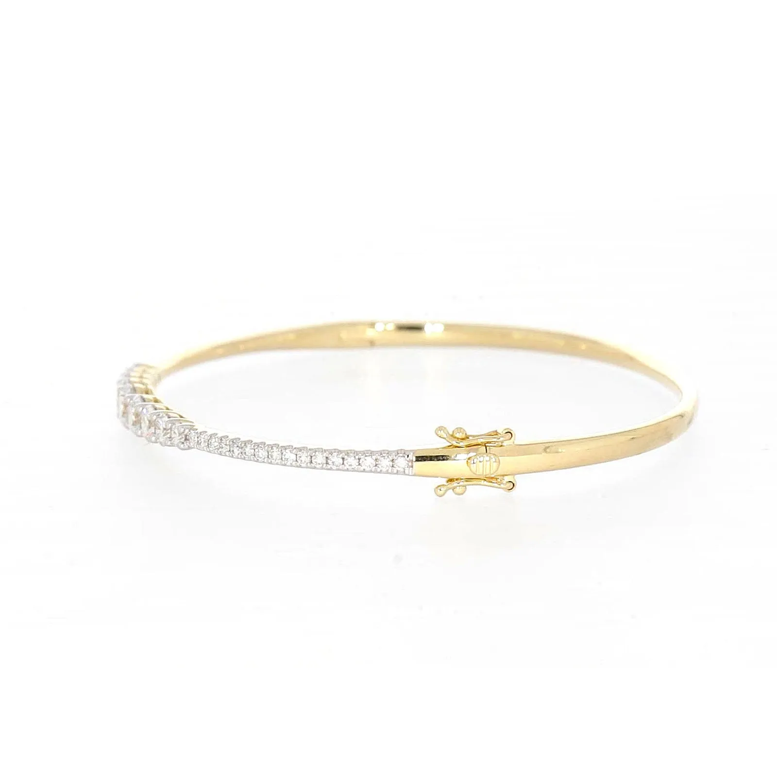Celebration 9ct Yellow Gold Round Brilliant Cut 2 Carat tw of Lab Grown Diamonds Bangle