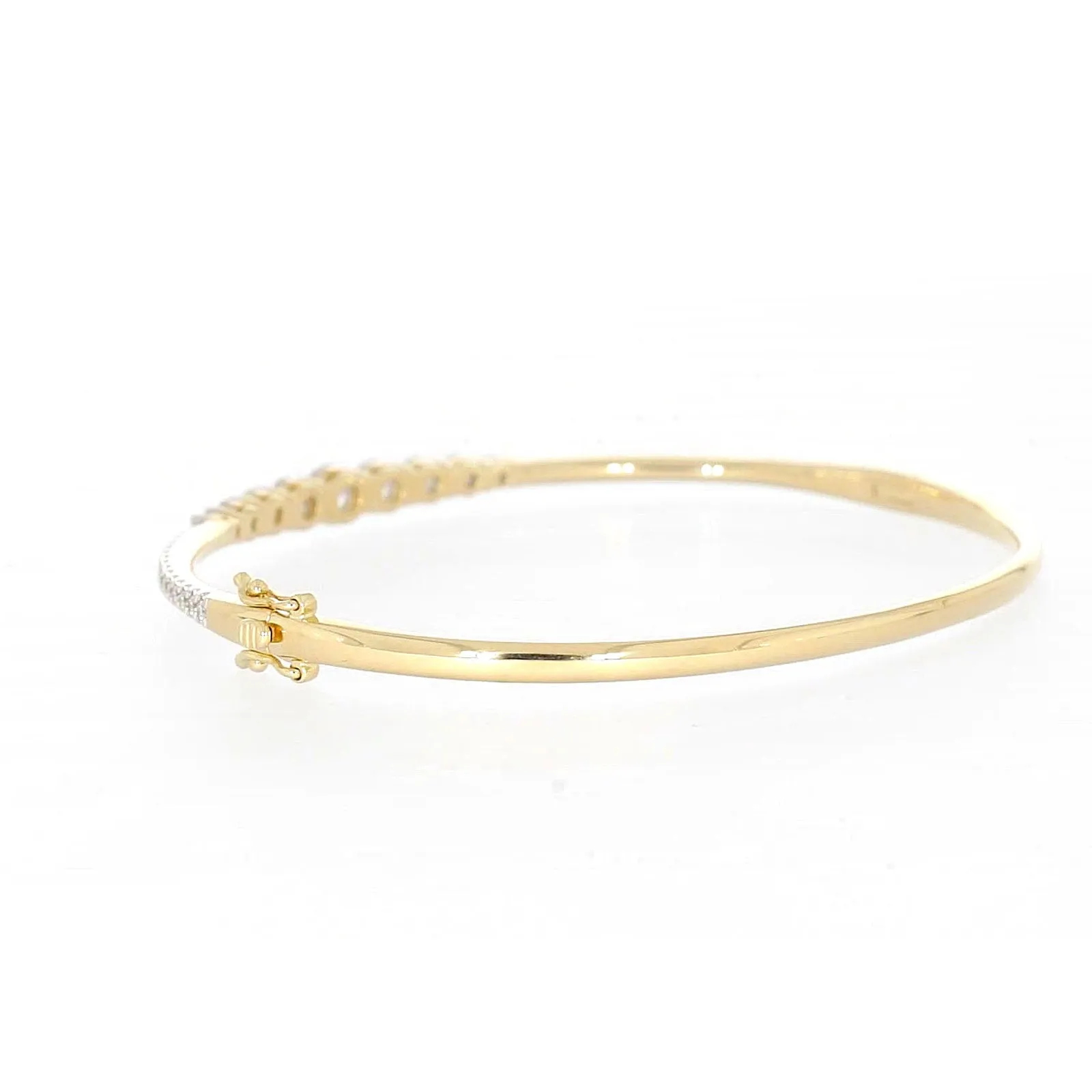 Celebration 9ct Yellow Gold Round Brilliant Cut 2 Carat tw of Lab Grown Diamonds Bangle