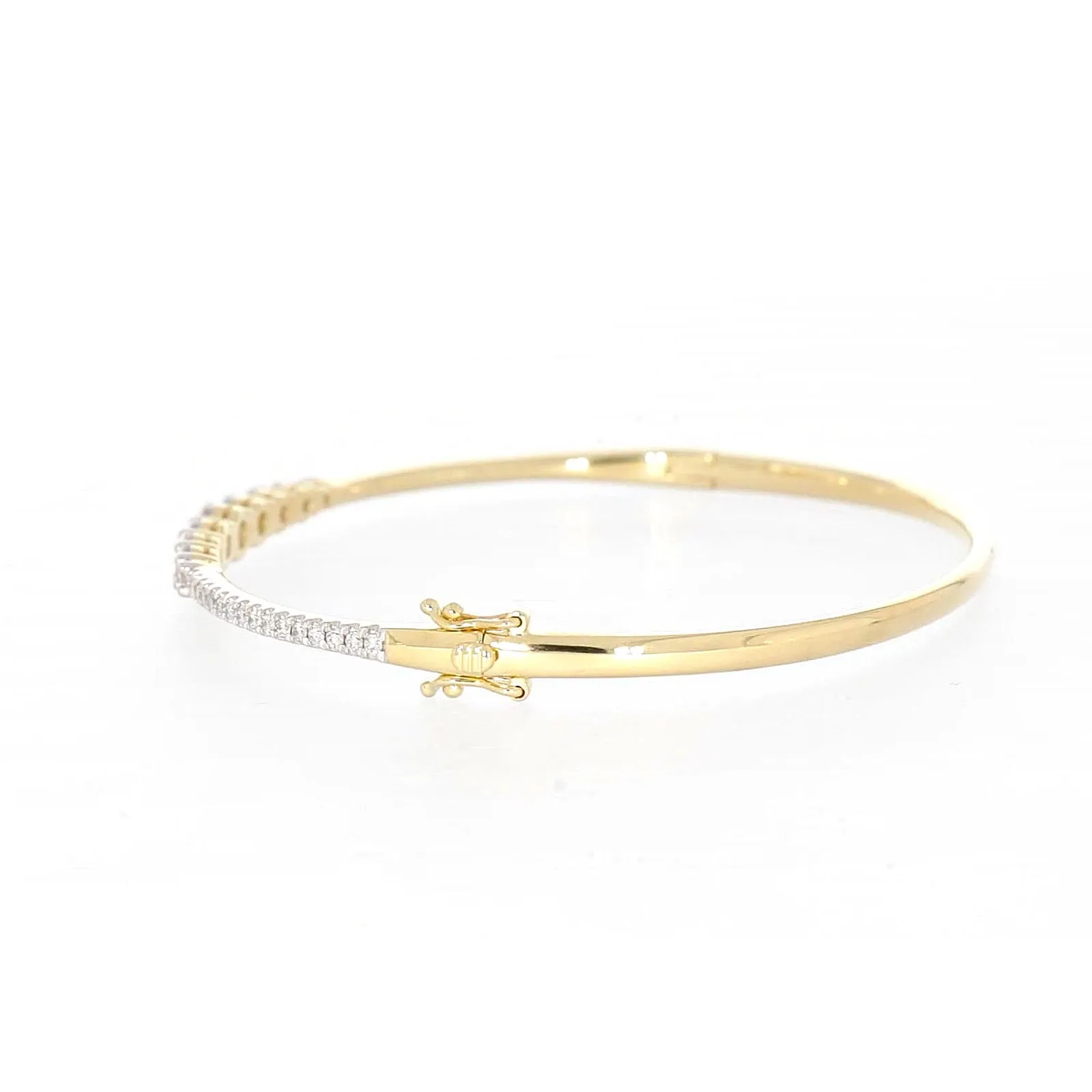 Celebration 9ct Yellow Gold Round Brilliant Cut 2 Carat tw of Lab Grown Diamonds Bangle