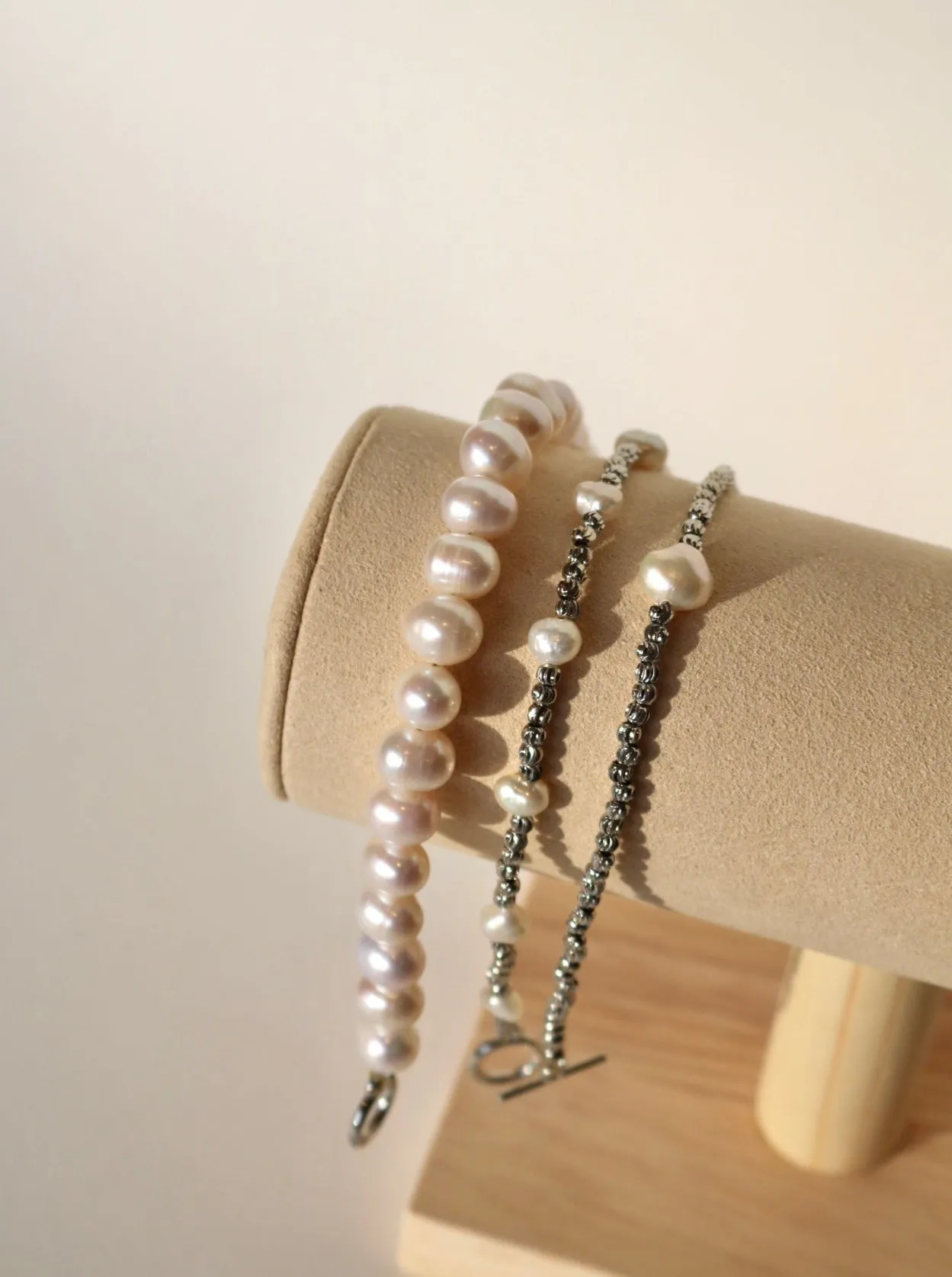 CORA BEADED BRACELET IN PLATINUM