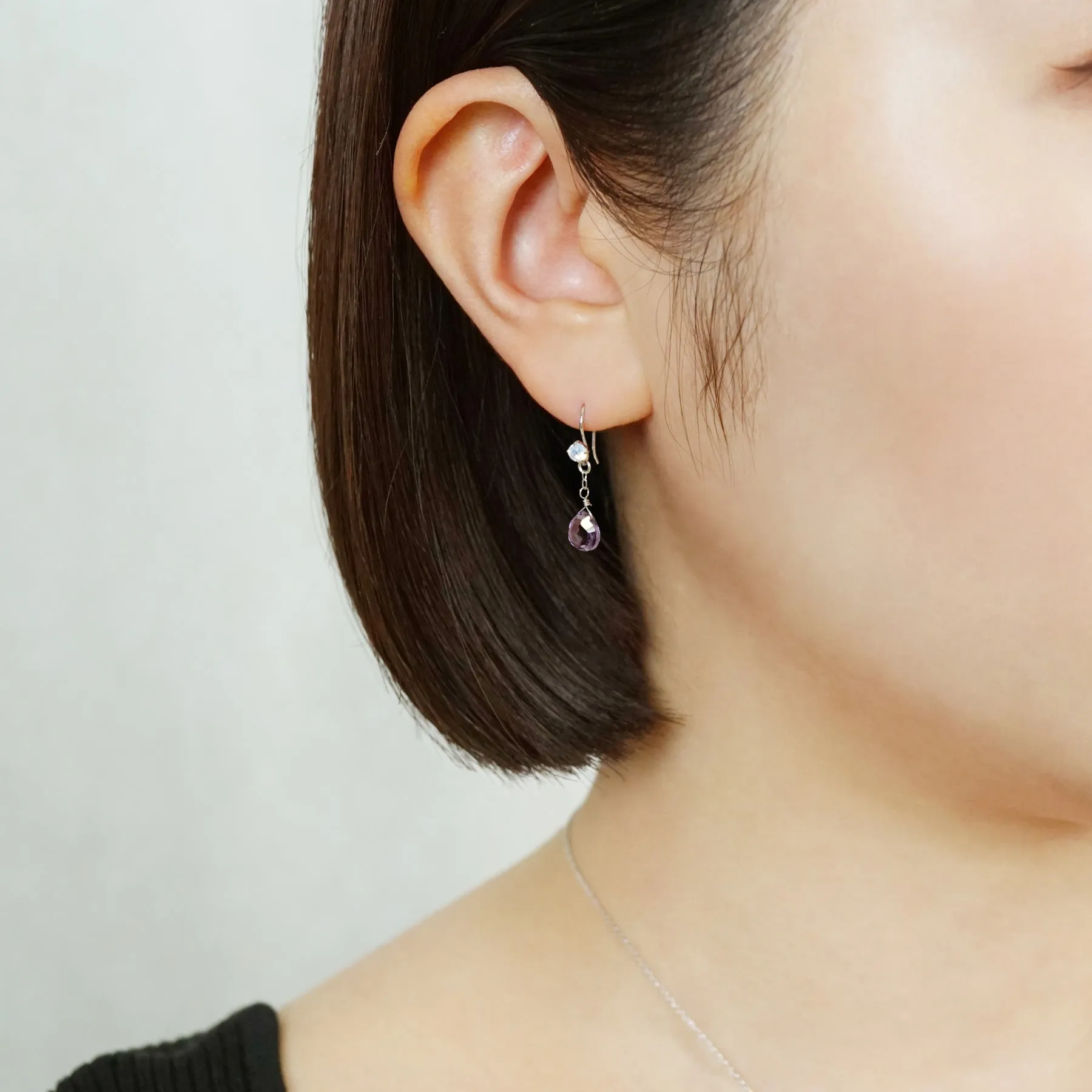 [Palette] 14K/10K Glass Opal Base Earrings (White Gold)