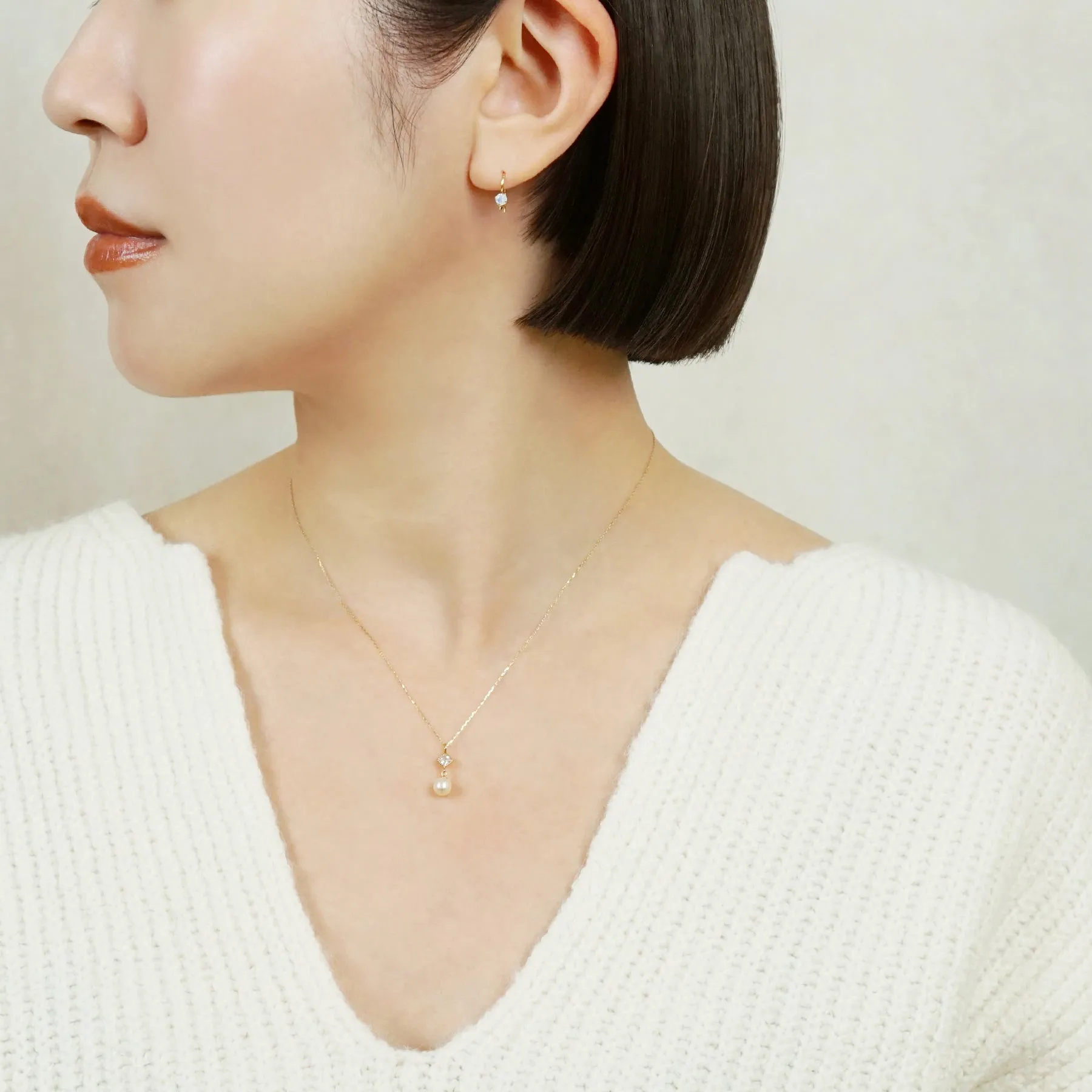 [Palette] 18K/10K Glass Opal Base Earrings (Yellow Gold)