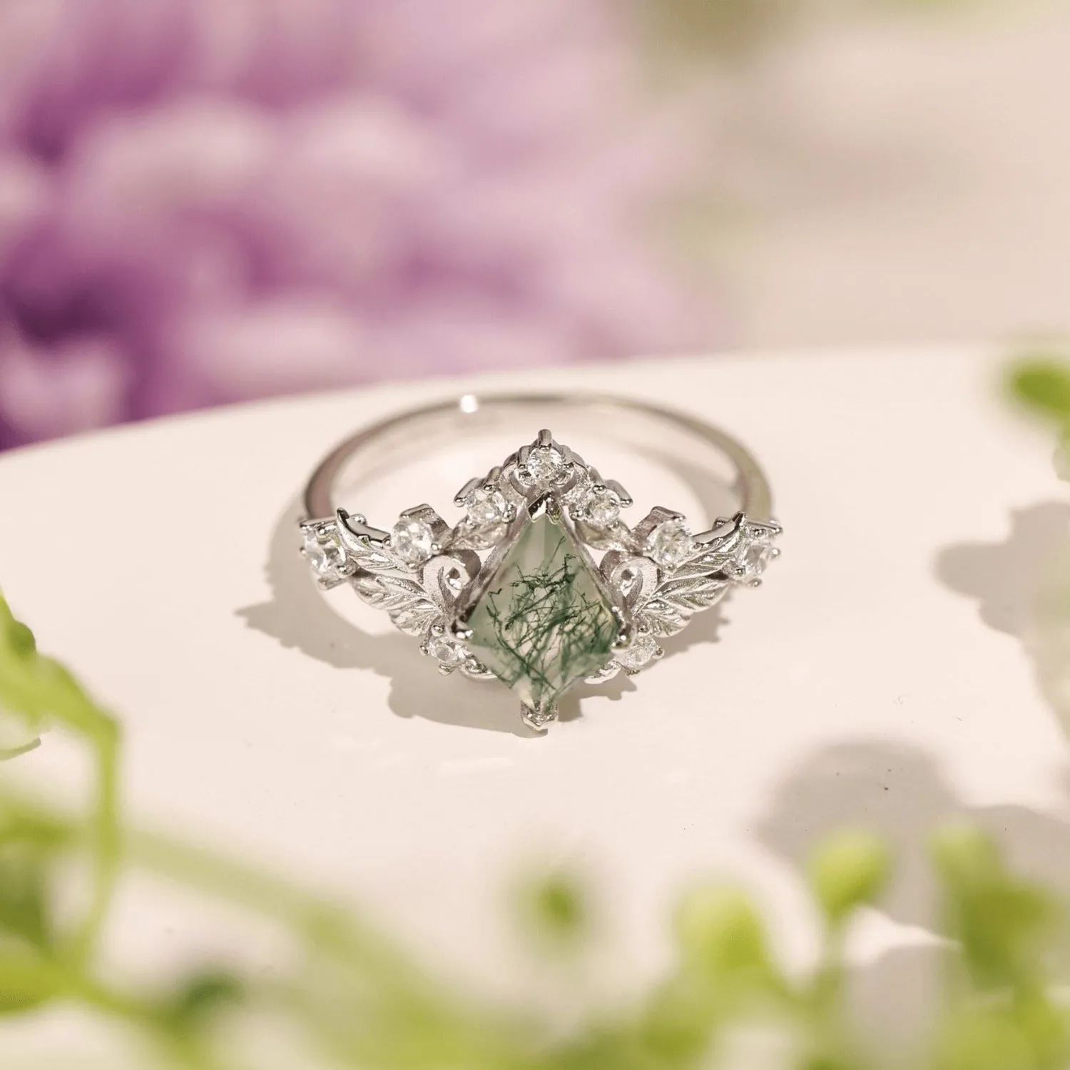Regal Tiara Moss Agate Ring©
