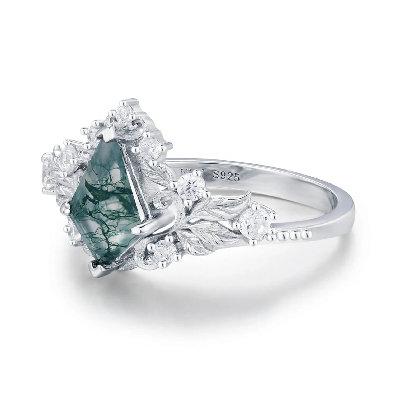 Regal Tiara Moss Agate Ring©