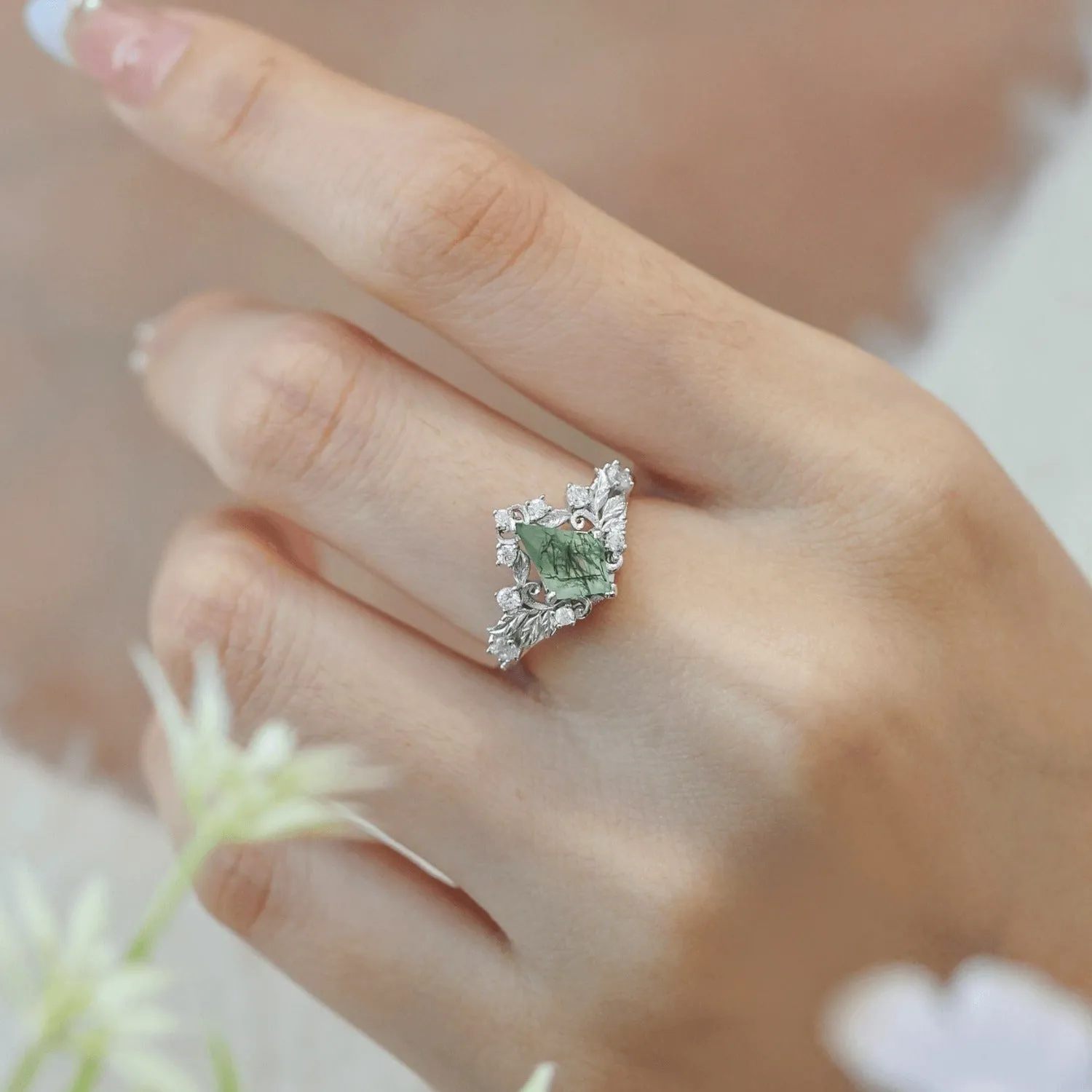Regal Tiara Moss Agate Ring©