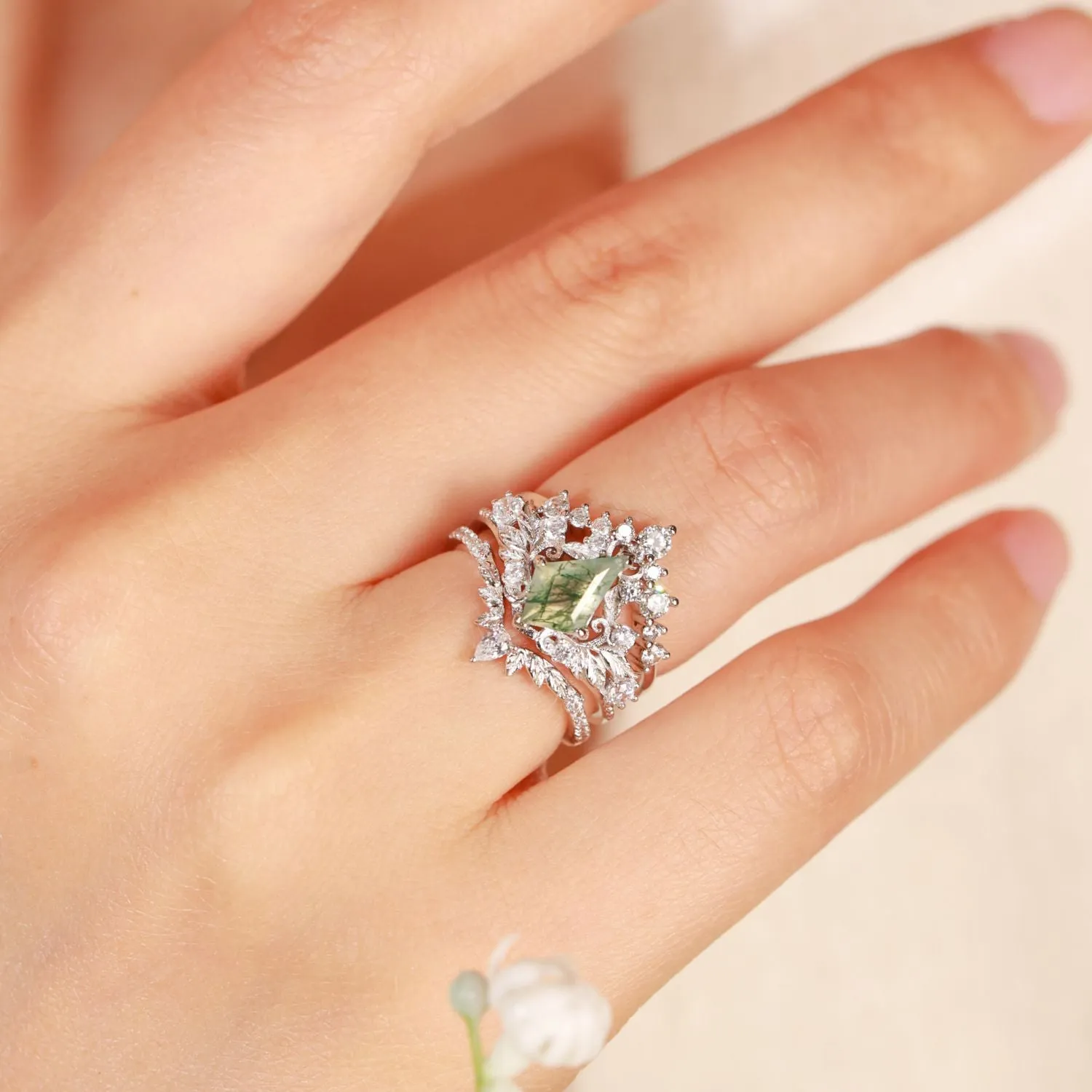 Regal Tiara Moss Agate Ring©