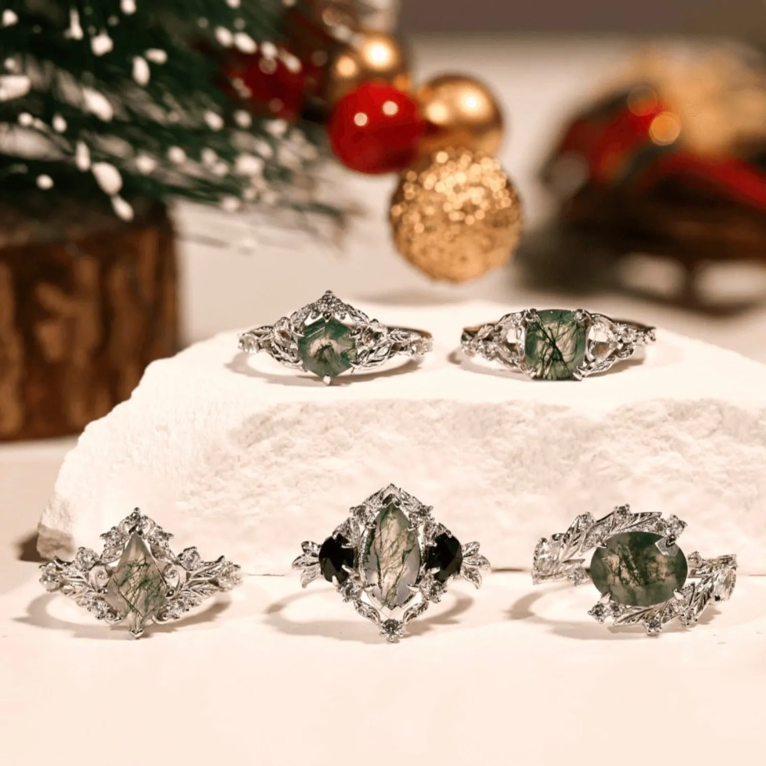 Regal Tiara Moss Agate Ring©