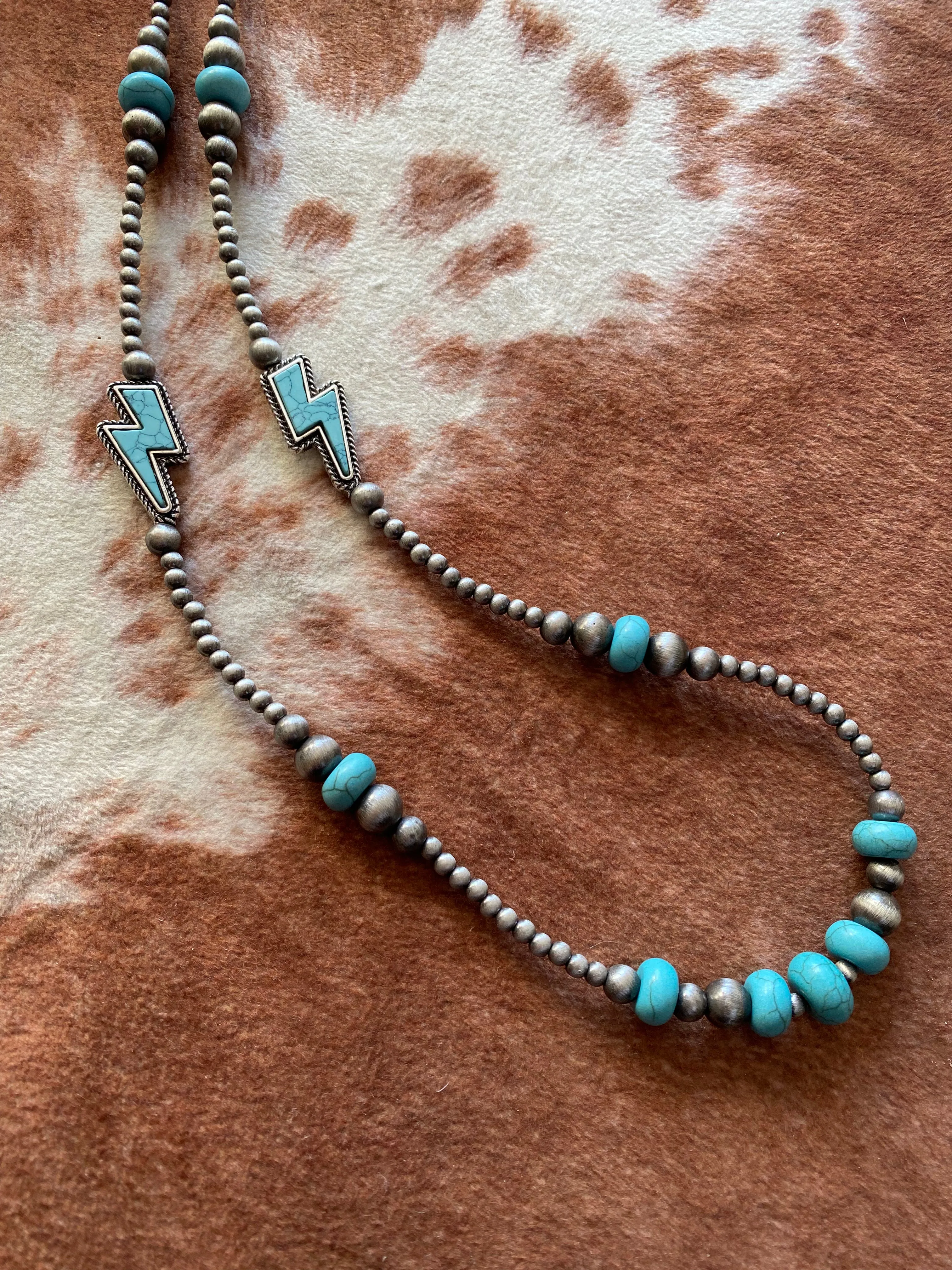 Thunder Bolt Necklace Set