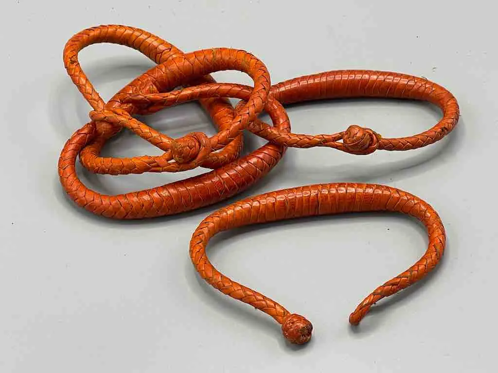 Tightly Woven Leather Solid Color Bracelet - Mali
