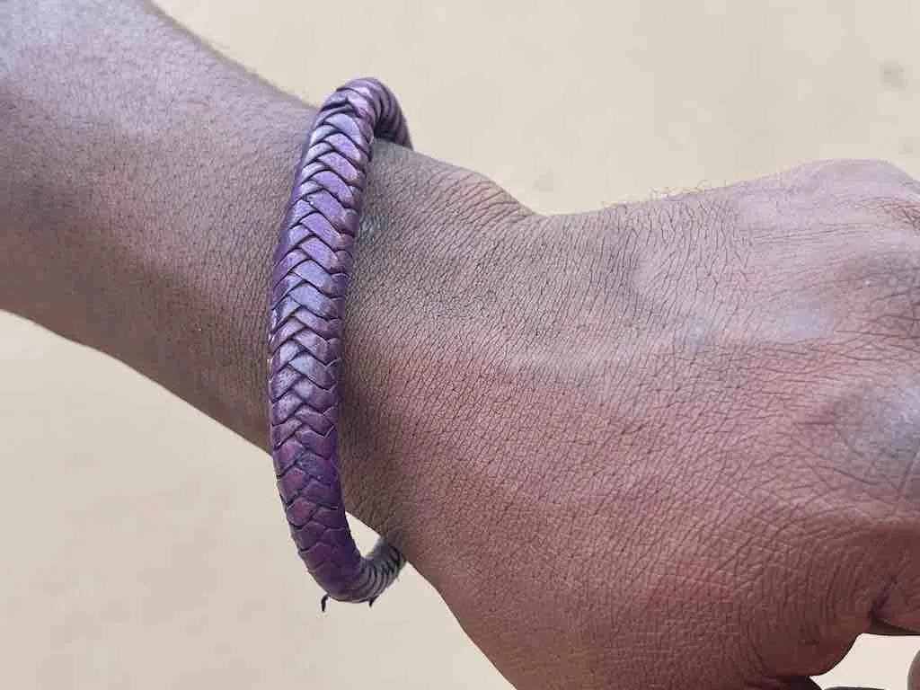 Tightly Woven Leather Solid Color Bracelet - Mali