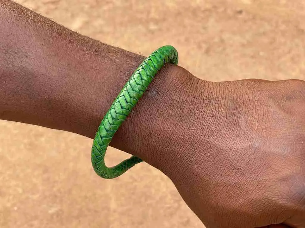 Tightly Woven Leather Solid Color Bracelet - Mali