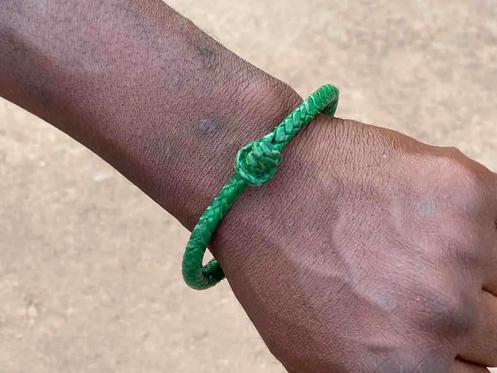 Tightly Woven Leather Solid Color Bracelet - Mali